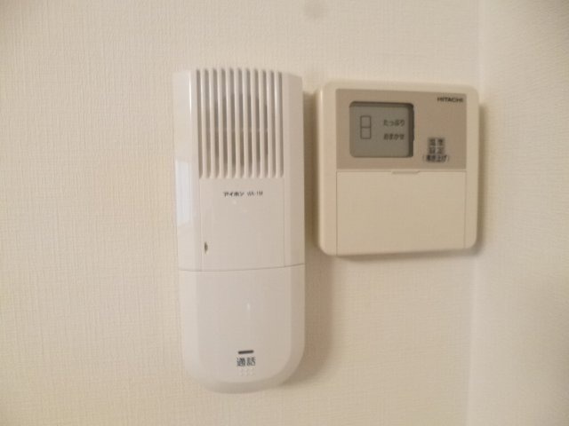 異なるフロアの室内写真です