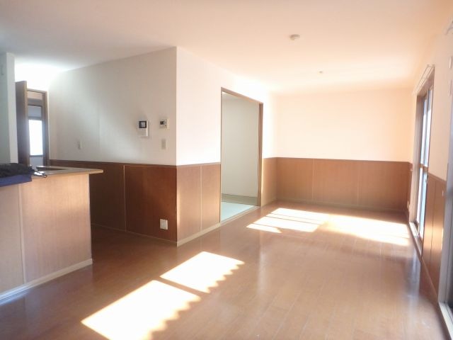 異なる号室の室内写真です