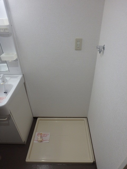 異なる号室の室内写真です