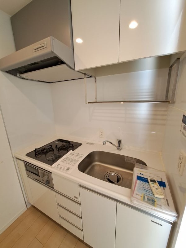 反転した間取りの室内写真