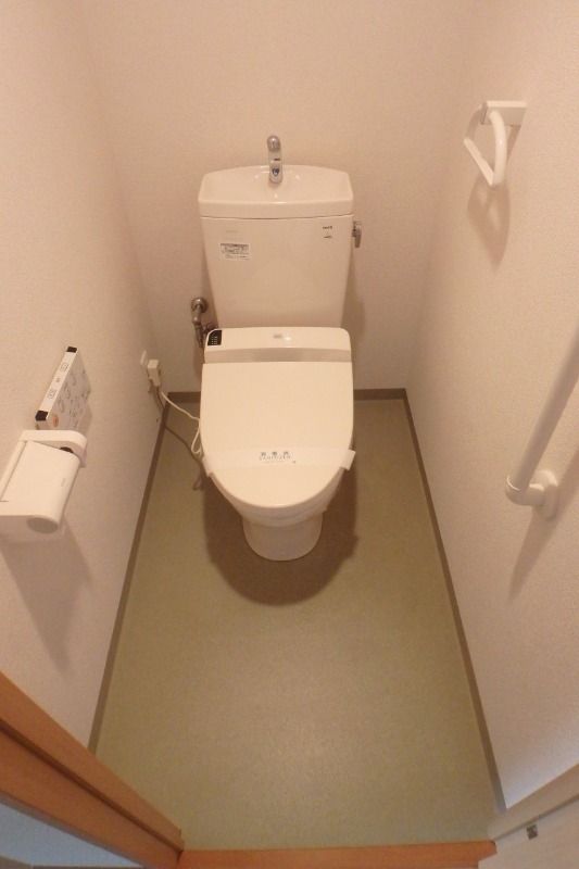 同間取　別号室