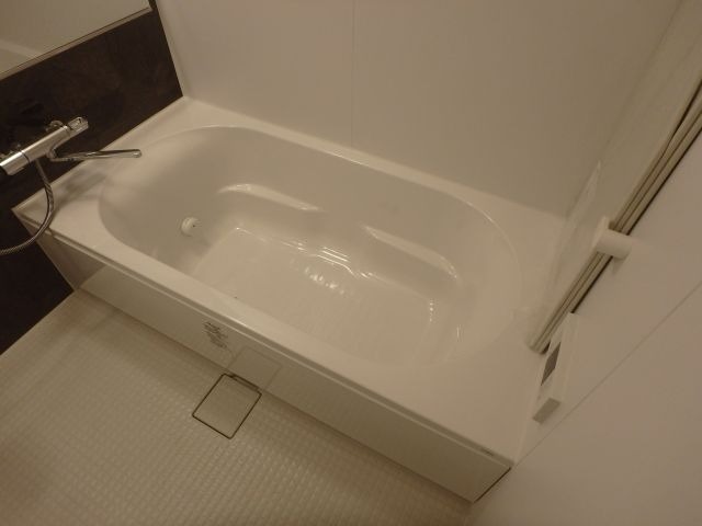 バス
