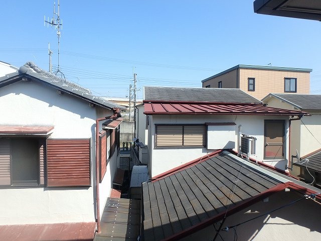 異なる号室の室内写真です