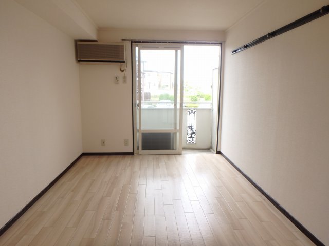 同間取り　別号室