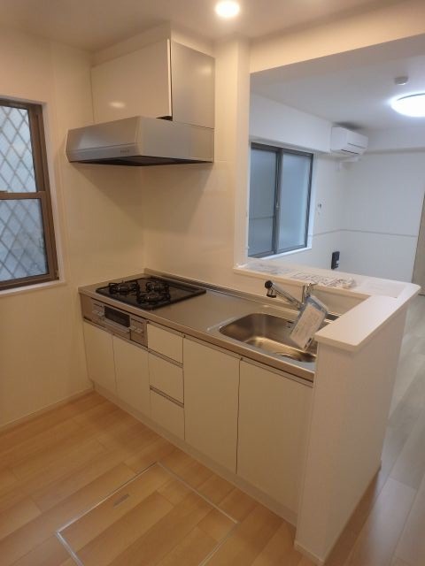 異なる号室の室内写真