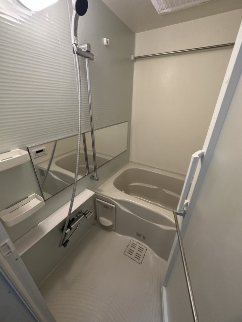 バス