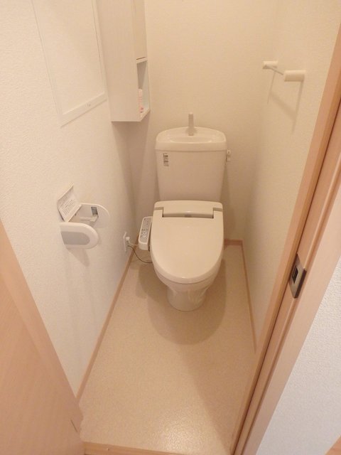 反転した間取りの写真です