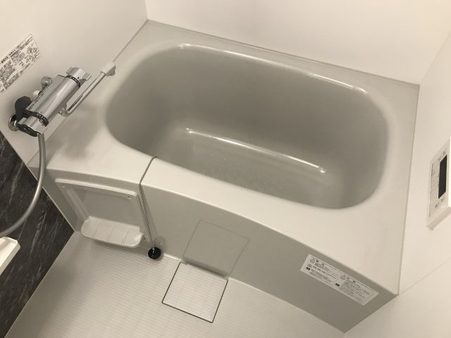 バス