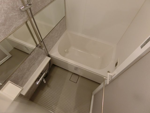 バス