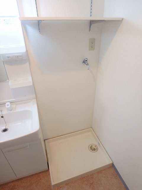 異なる号室の室内写真です