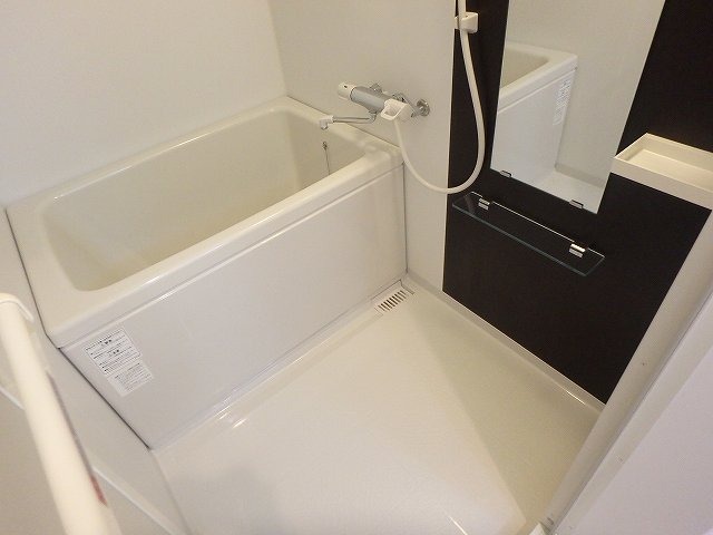 異なる号室の写真です