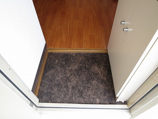 異なる号室の写真です