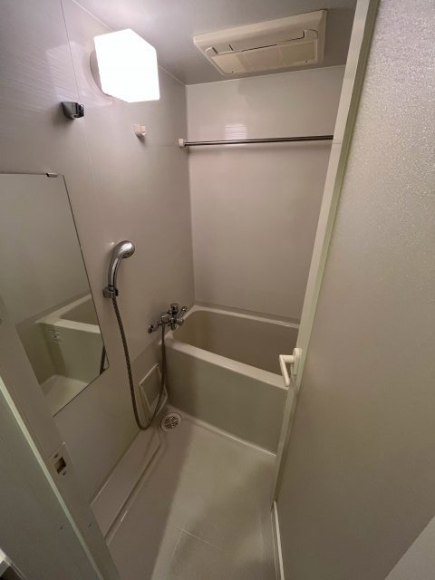 バス