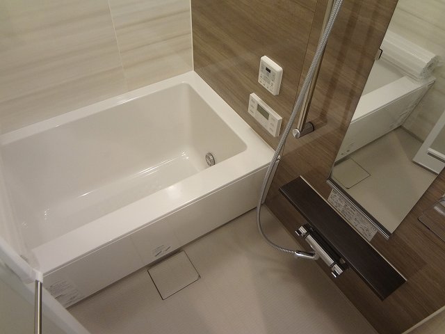 バス