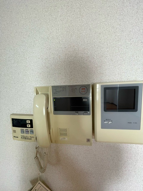 インターホン