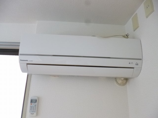 異なる号室の室内写真です