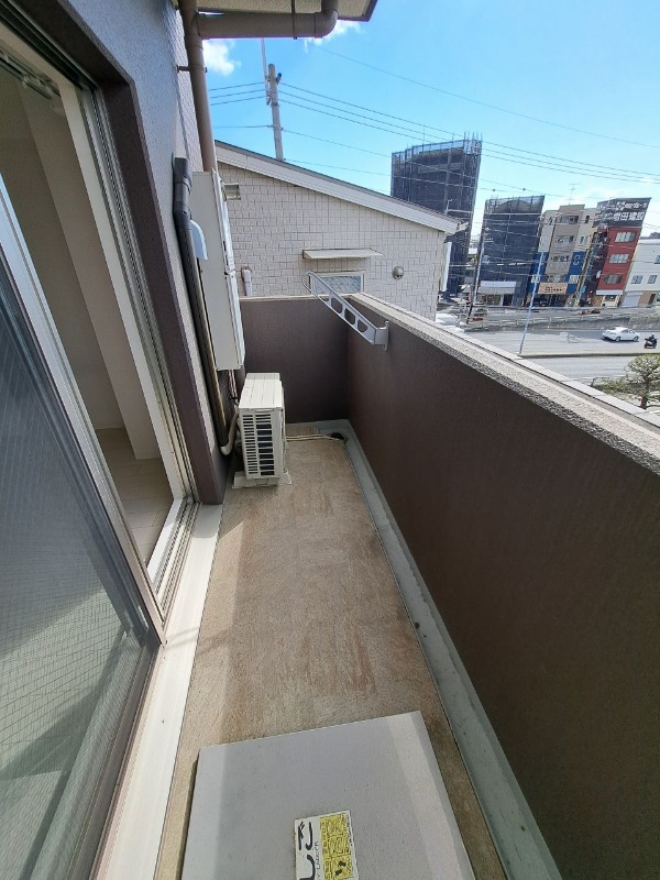 隣のお部屋の室内写真