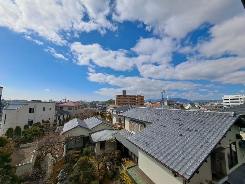 隣のお部屋の室内写真