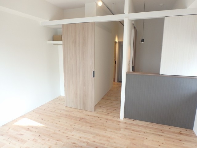 写真は別フロアの物になります。