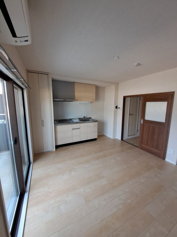 写真は別フロアの物になります。