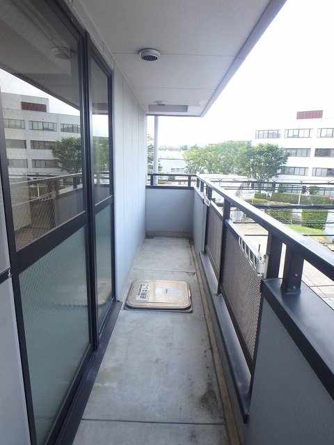 写真は別フロアの物になります。