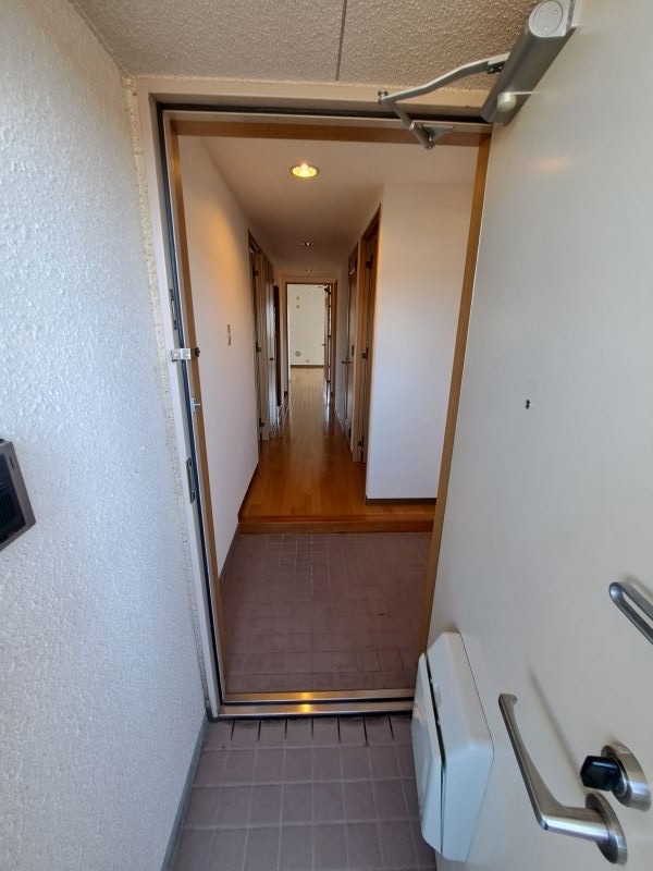 写真は別フロアの物になります。