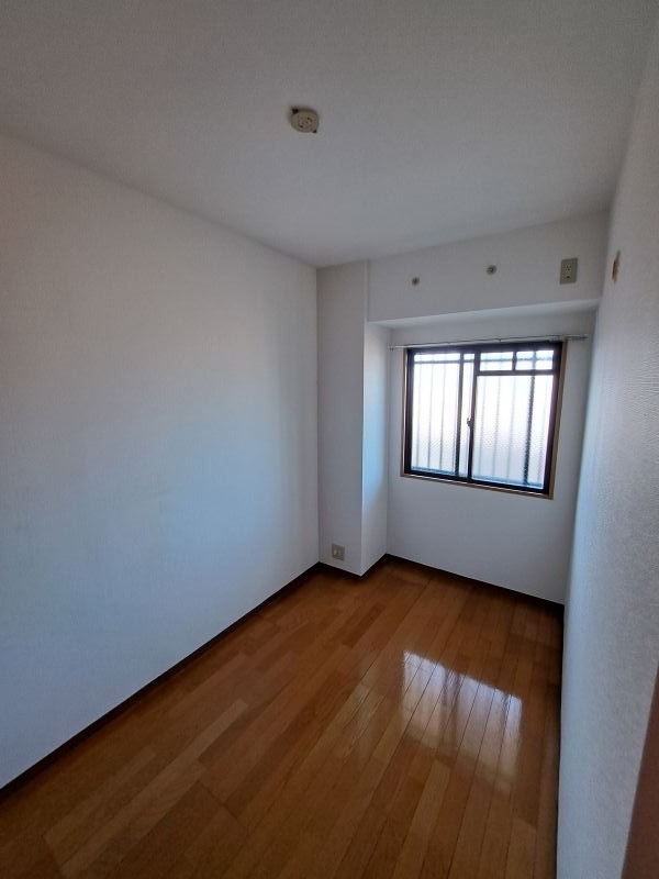 写真は別フロアの物になります。