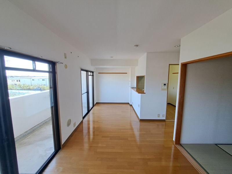 写真は別フロアの物になります。