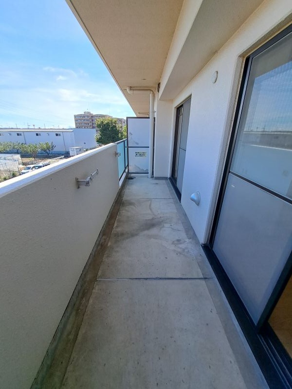 写真は別フロアの物になります。