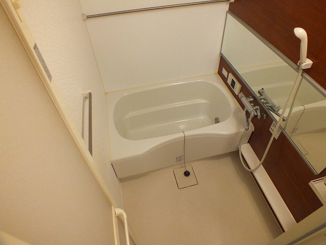 追い焚き・浴室乾燥暖房付き