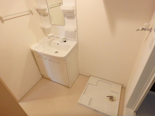 異なる号室の室内写真です