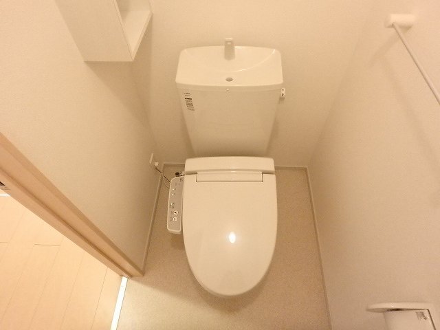 異なる号室の室内写真です