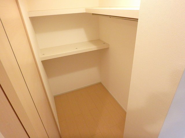 異なる号室の室内写真です