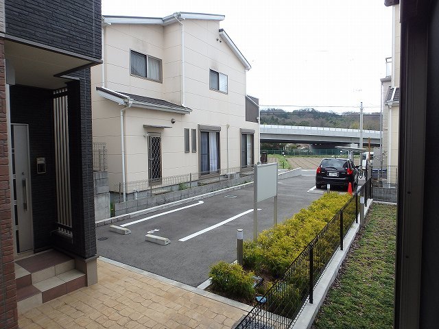 異なる号室の室内写真です