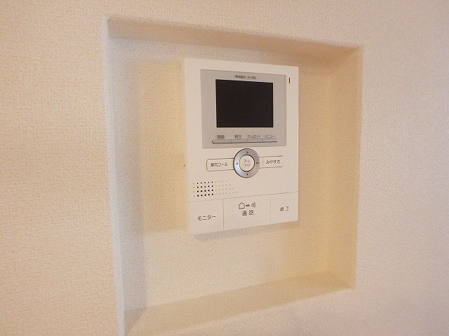 異なる号室の室内写真です