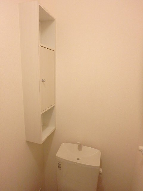 異なる号室の室内写真です