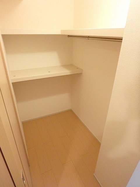 異なる号室の室内写真です