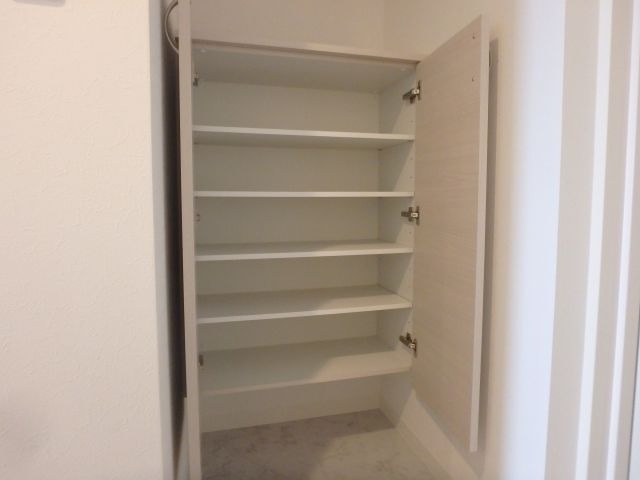 別のお部屋の内観写真です