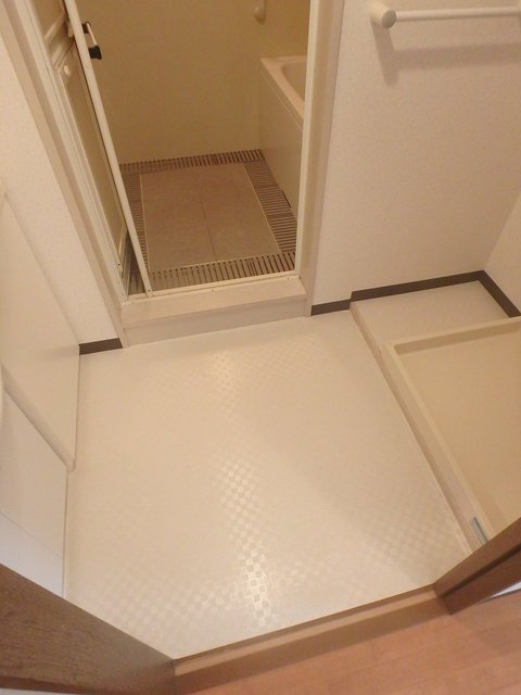 異なる号室の室内写真です