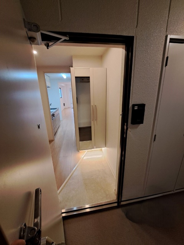 異なる号室の室内写真です