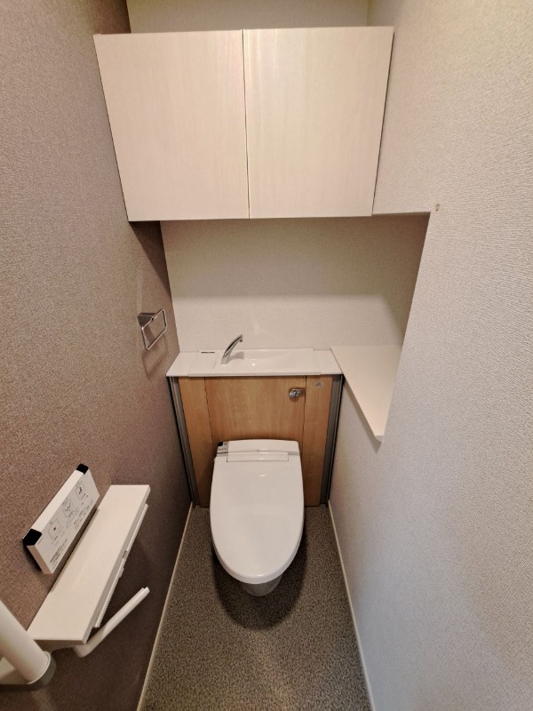 異なる号室の室内写真です