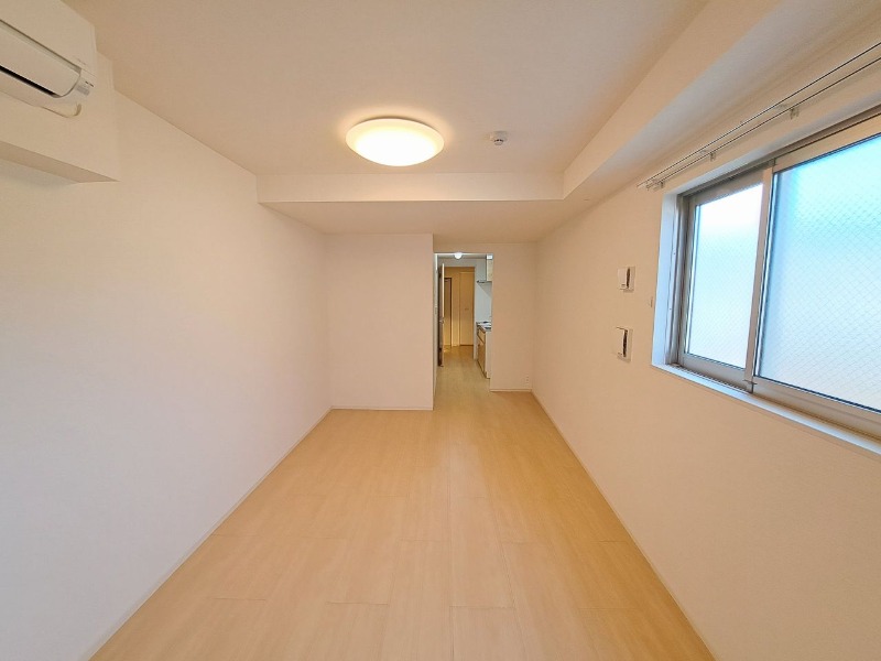 異なる号室の室内写真です