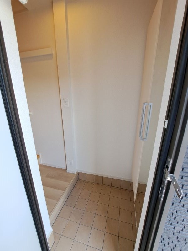 異なる号室の室内写真です