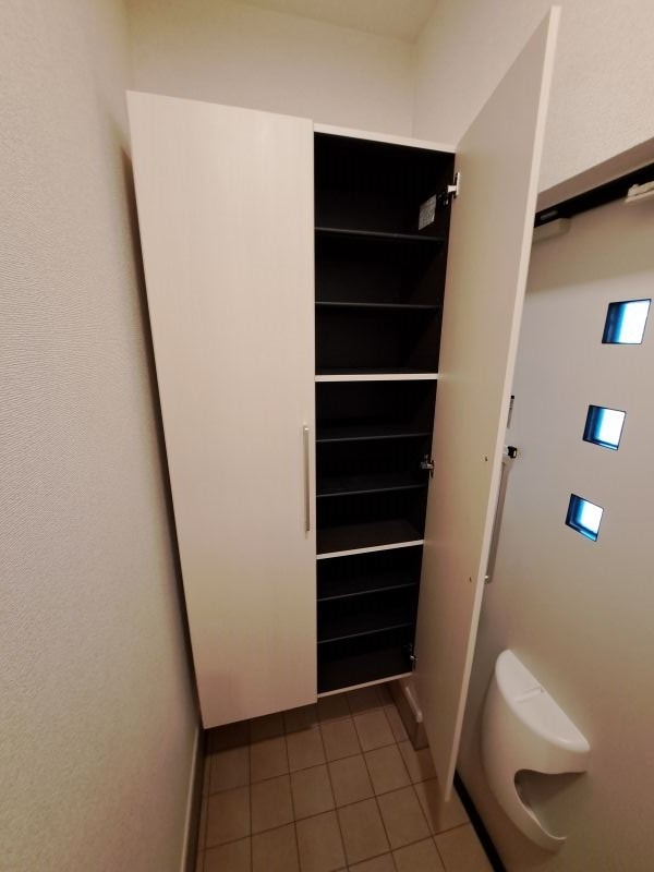 異なる号室の室内写真です