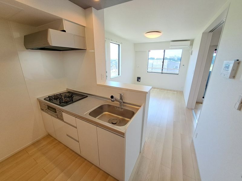 異なる号室の室内写真です