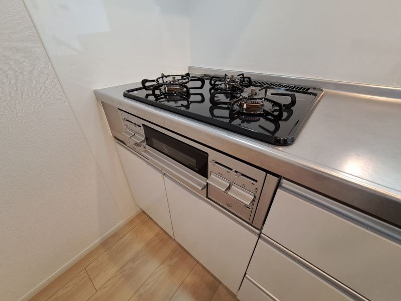 異なる号室の室内写真です