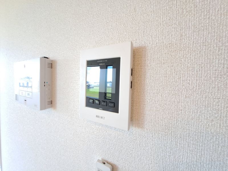 異なる号室の室内写真です