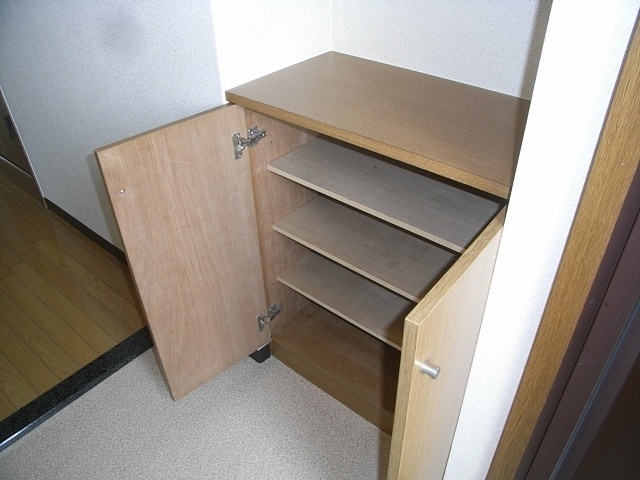 異なる号室の室内写真です