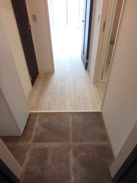 異なる号室の室内写真です