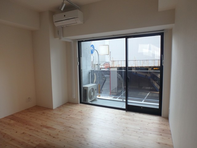 写真は別フロアの物になります。